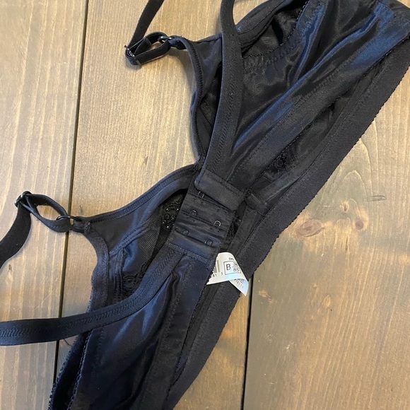 Wonderbra NWOT - Picture 4 of 6